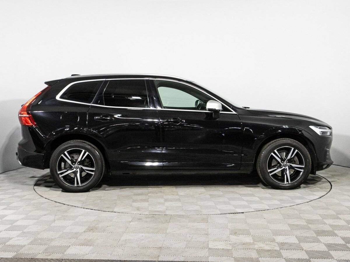 Volvo XC60 2018 года с пробегом. Фото: #3
