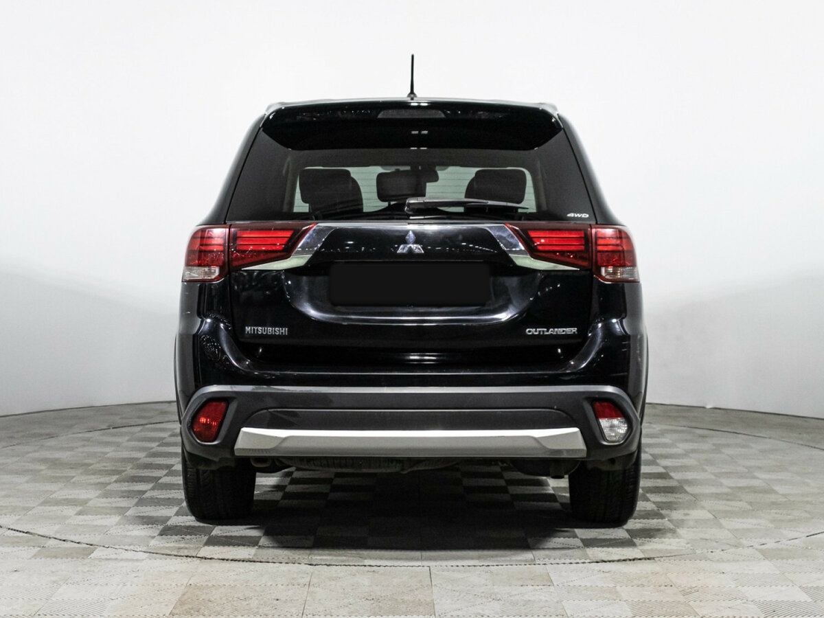 Mitsubishi Outlander 2015 года с пробегом. Фото: #4