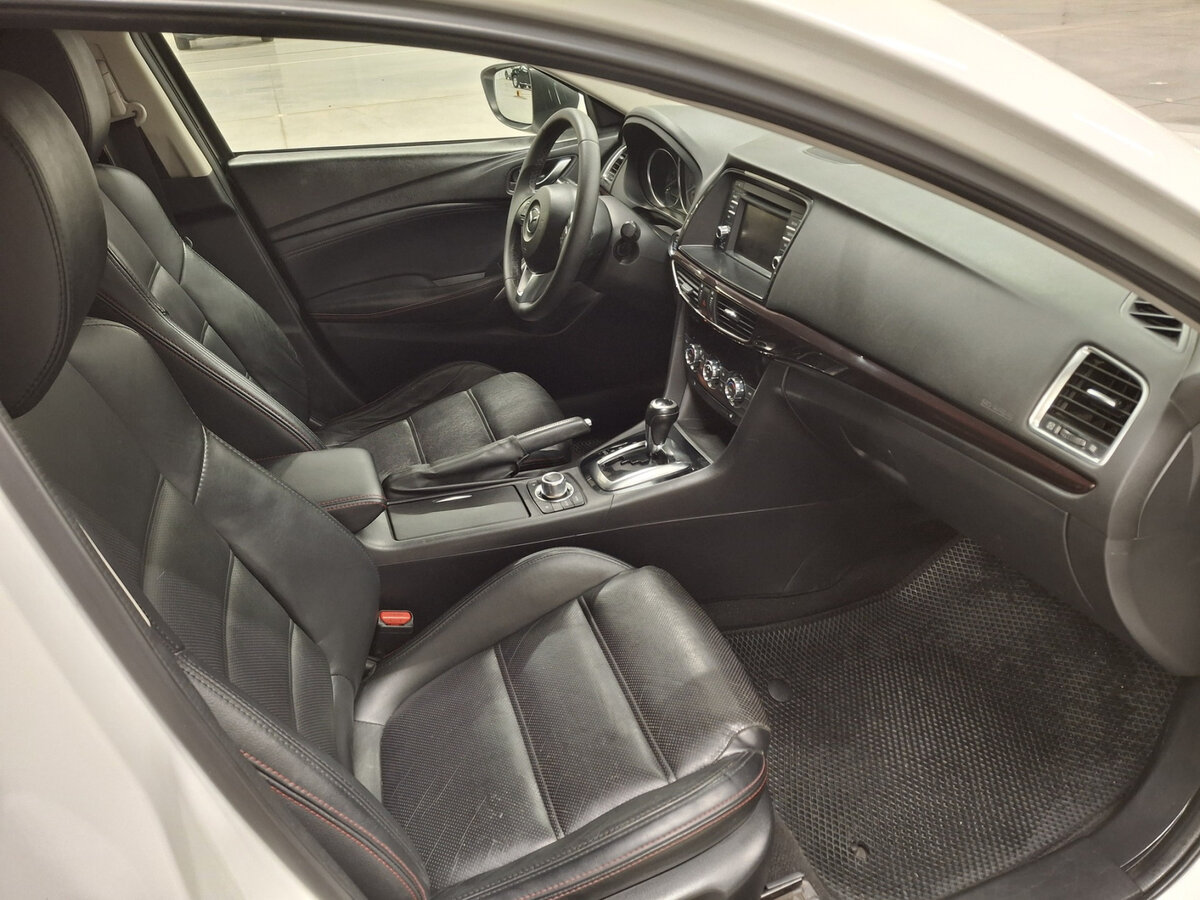 Mazda 6 2014 года с пробегом. Фото: #10