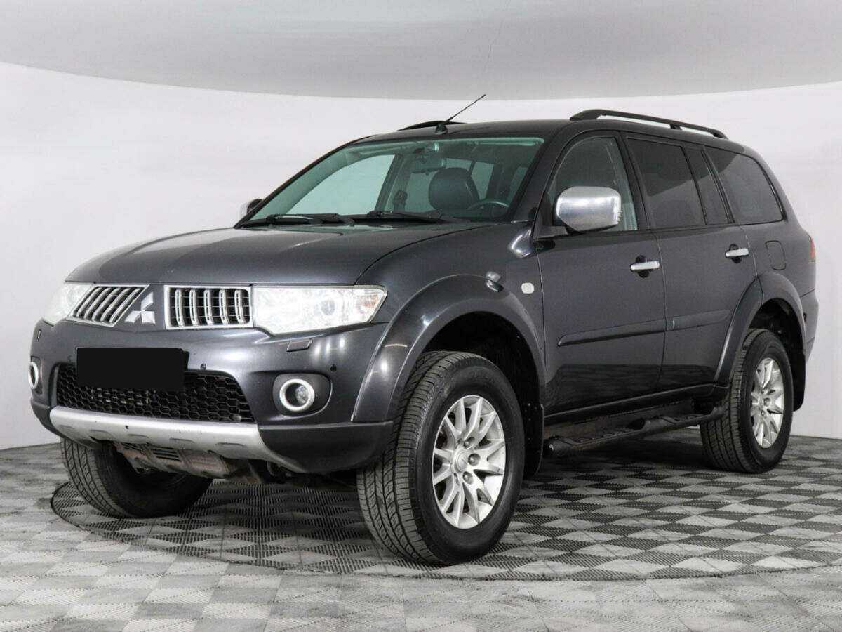 Mitsubishi Pajero Sport 2012 года с пробегом. Посмотреть фото