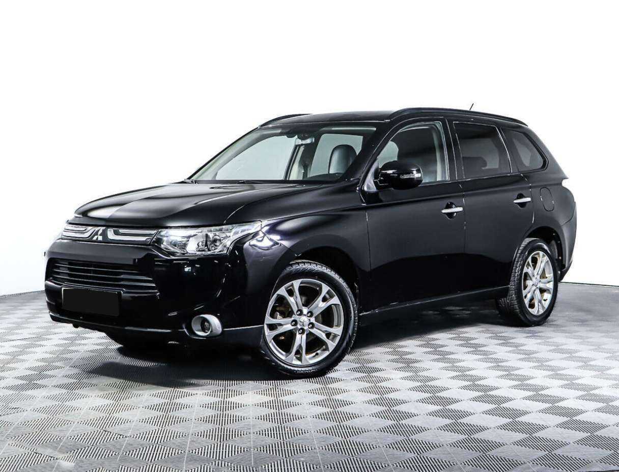 Mitsubishi Outlander 2012 года с пробегом. Фото: #0