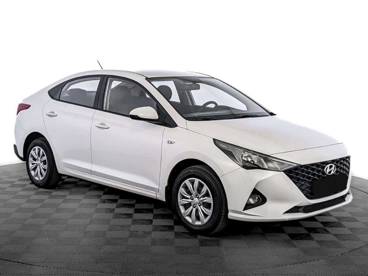 Hyundai Solaris 2022 года с пробегом. Фото: #2