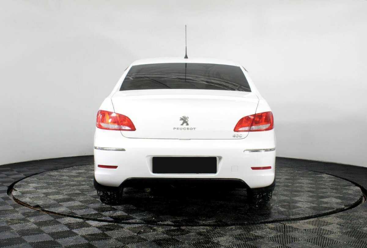 Peugeot 408 2014 года с пробегом. Фото: #4