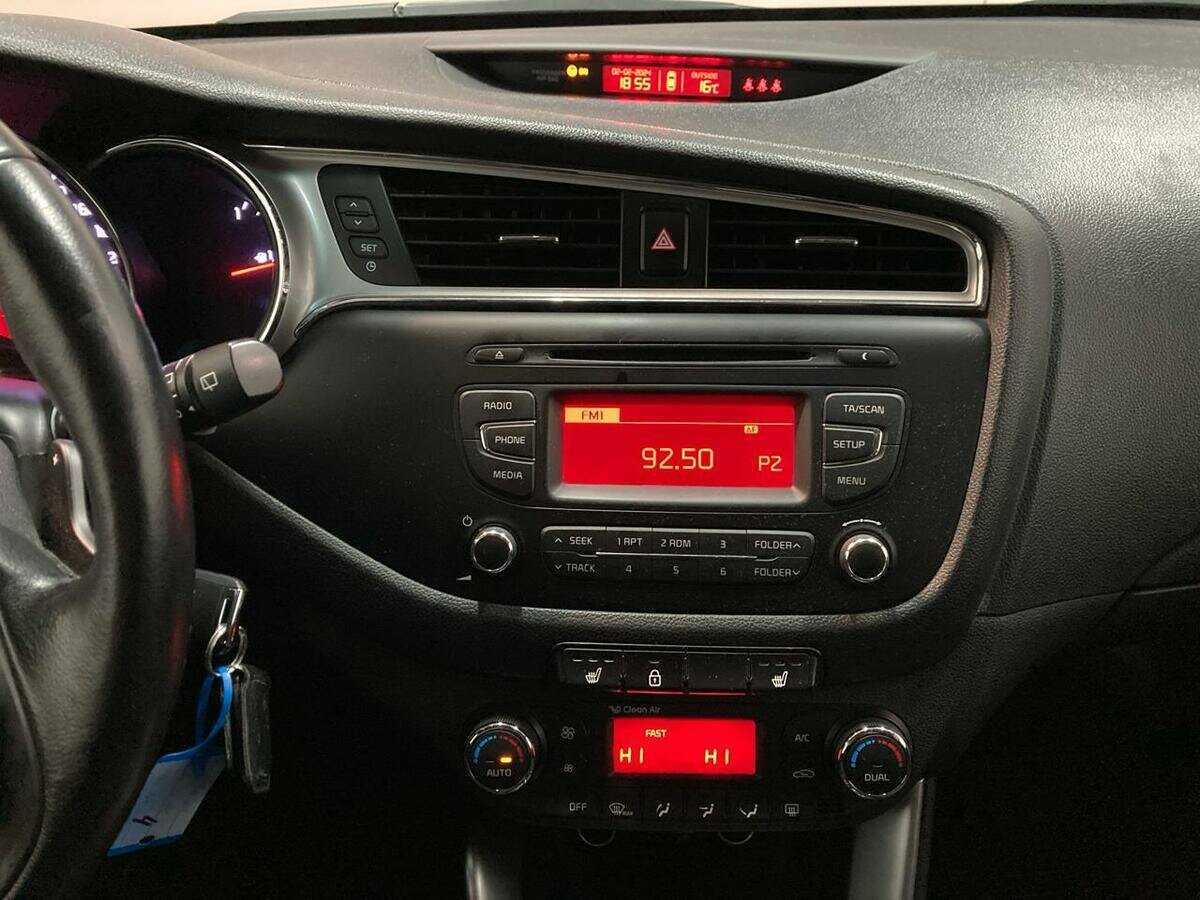 Kia Ceed 2015 года с пробегом. Фото: #13