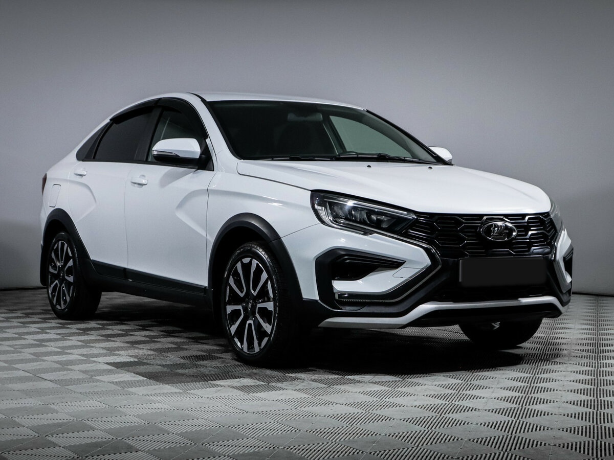 Lada (ВАЗ) Vesta 2023 года с пробегом. Фото: #2