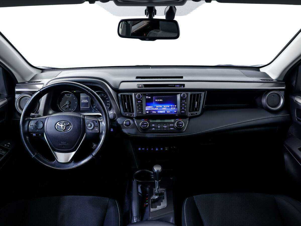 Toyota RAV4 2019 года с пробегом. Фото: #10