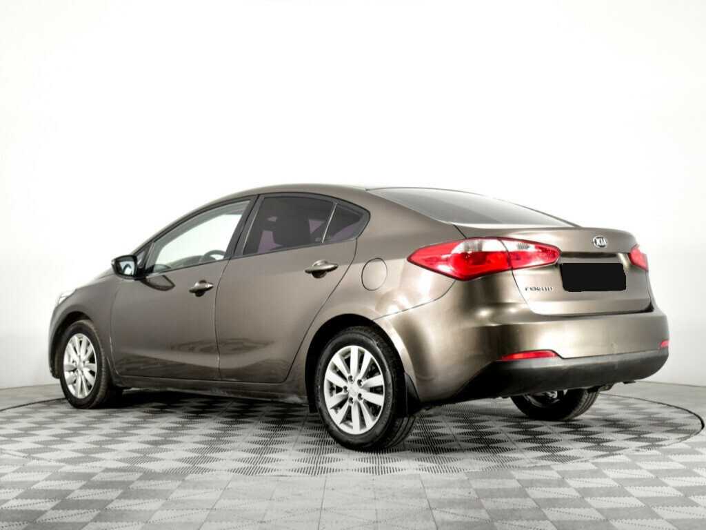 Kia Cerato 2015 года с пробегом. Фото: #6