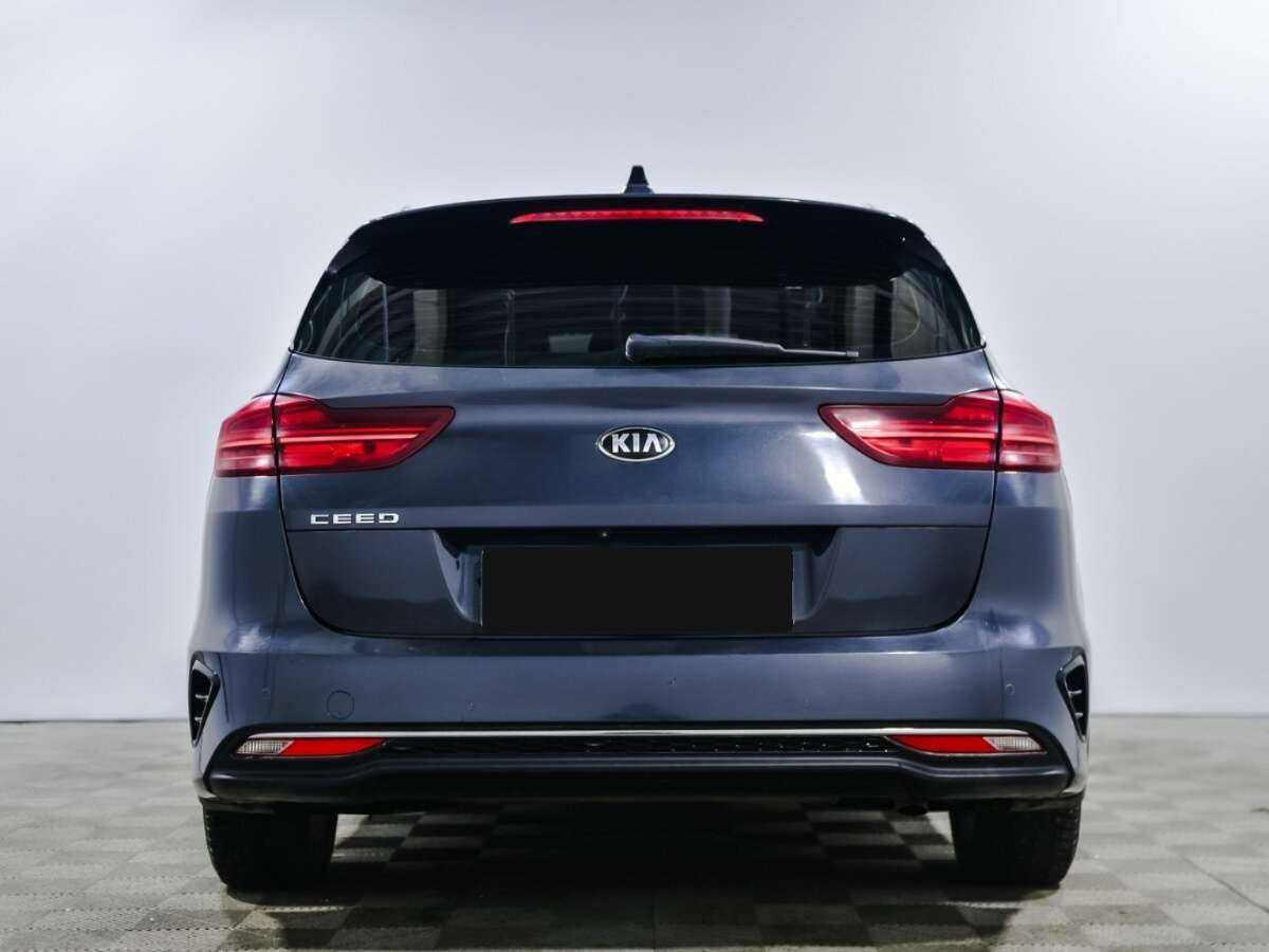 Kia Ceed 2020 года с пробегом. Фото: #4