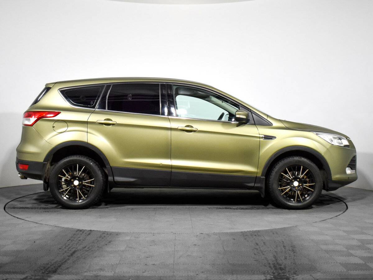 Ford Kuga 2014 года с пробегом. Фото: #3