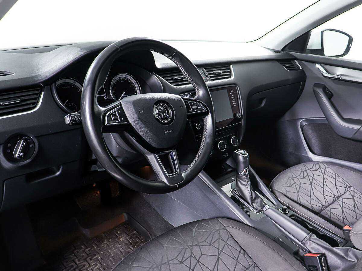 Skoda Octavia 2020 года с пробегом. Фото: #11