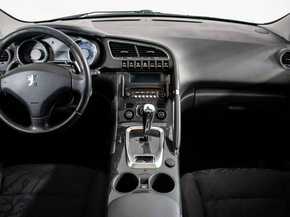 Peugeot 3008 2012 года с пробегом. Фото: #11