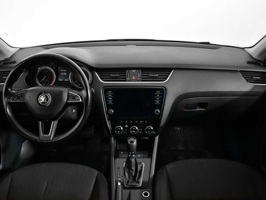 Skoda Octavia 2018 года с пробегом. Фото: #11