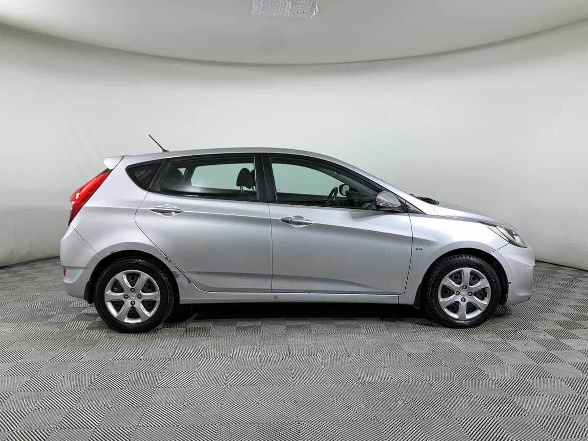 Hyundai Solaris 2012 года с пробегом. Фото: #3
