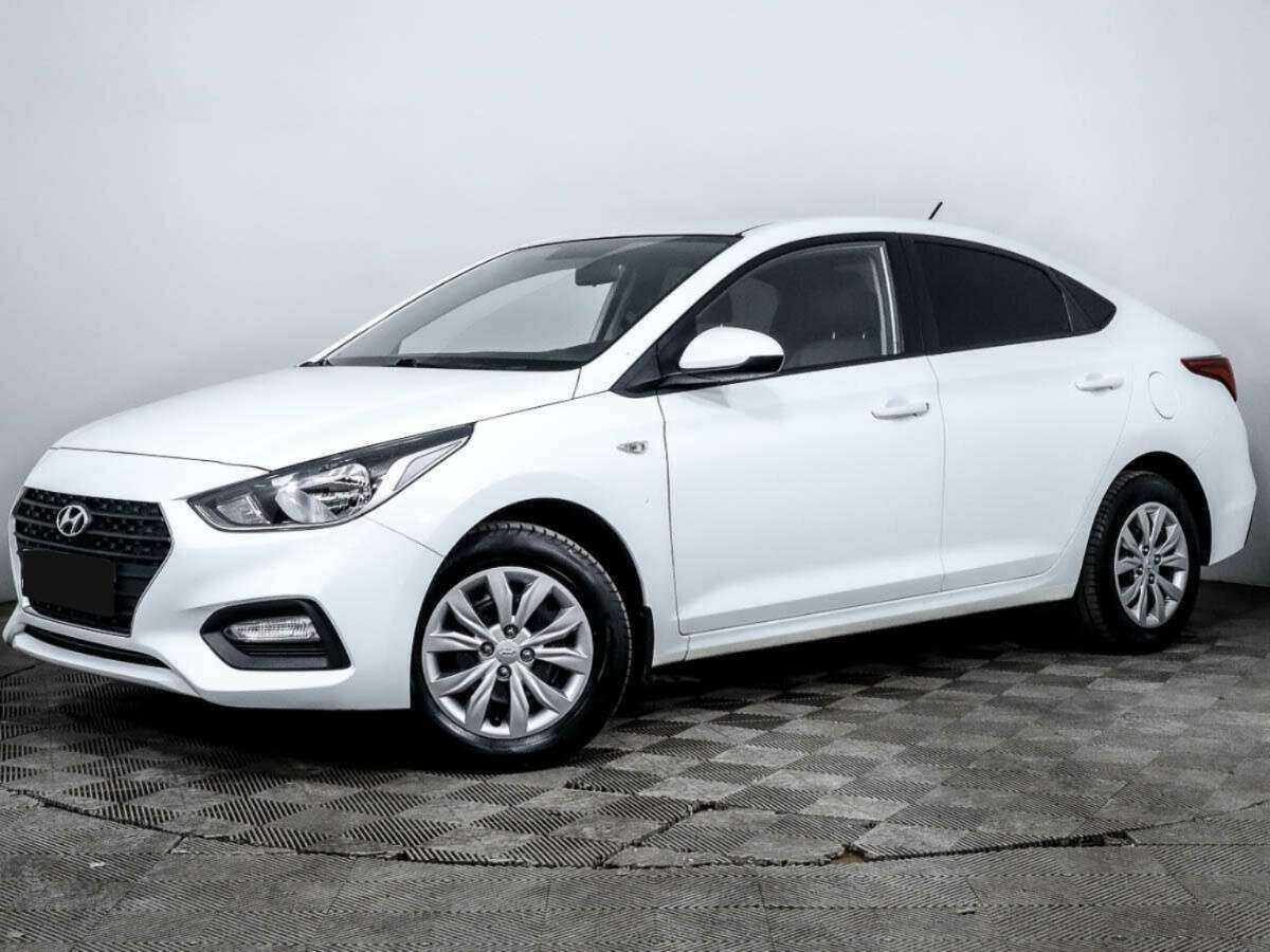 Hyundai Solaris 2020 года с пробегом. Посмотреть фото