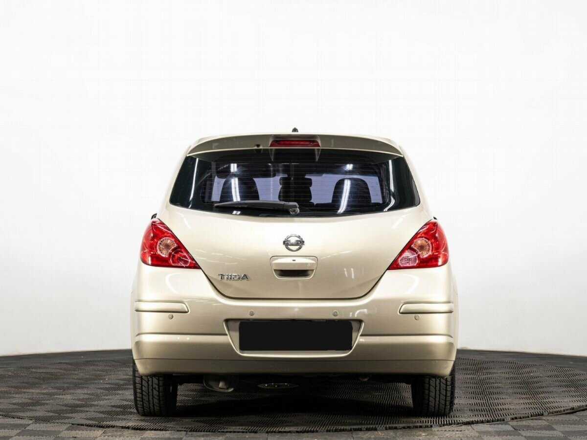 Nissan Tiida 2012 года с пробегом. Фото: #4