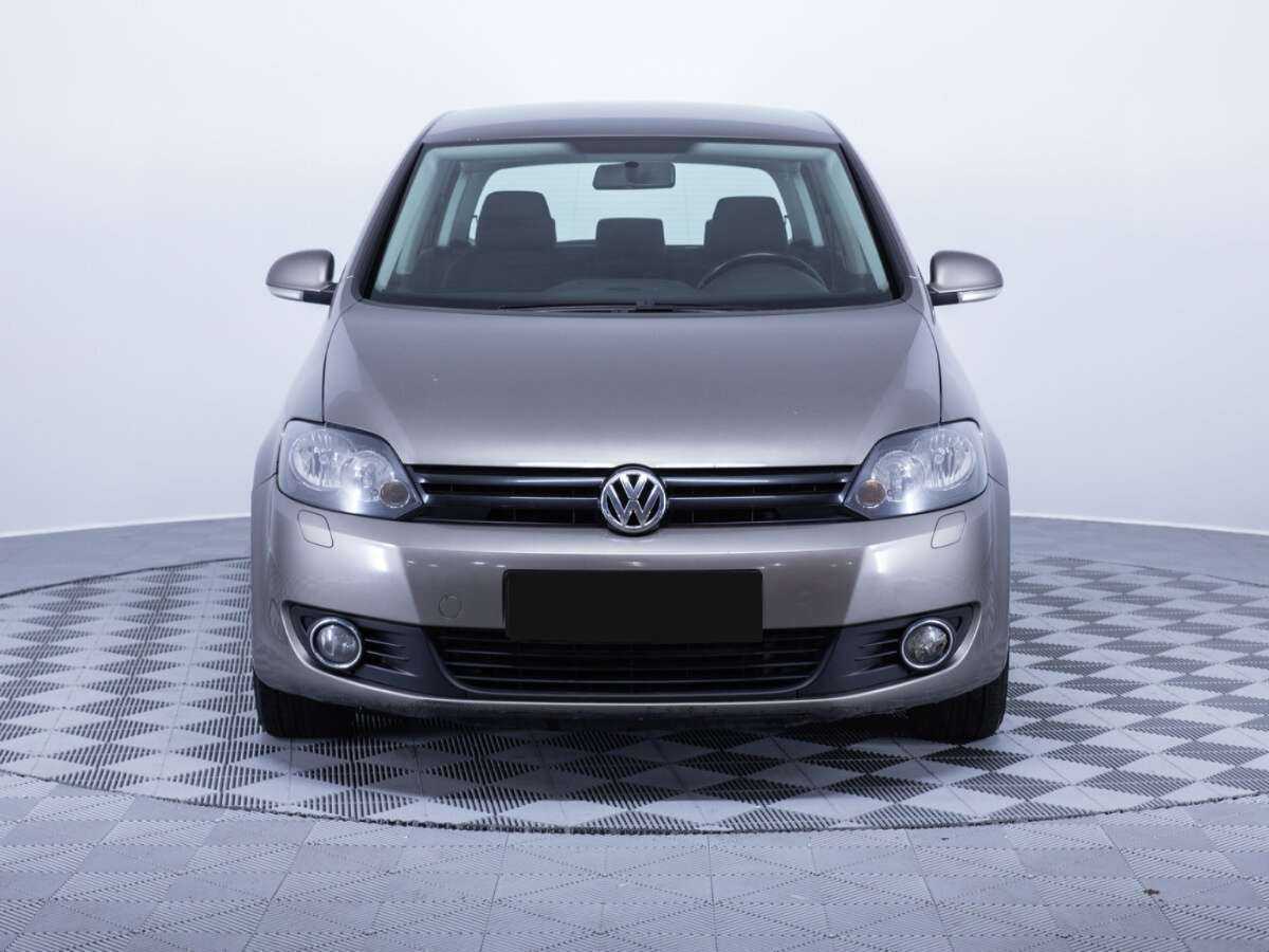 Volkswagen Golf Plus 2012 года с пробегом. Фото: #1