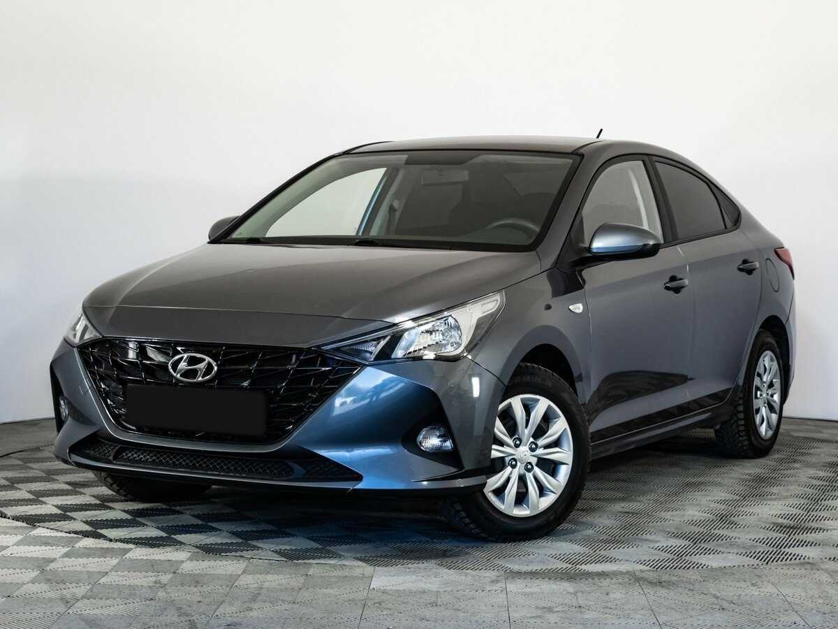 Hyundai Solaris 2022 года с пробегом. Посмотреть фото