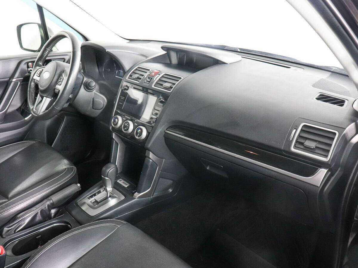 Subaru Forester 2017 года с пробегом. Фото: #8