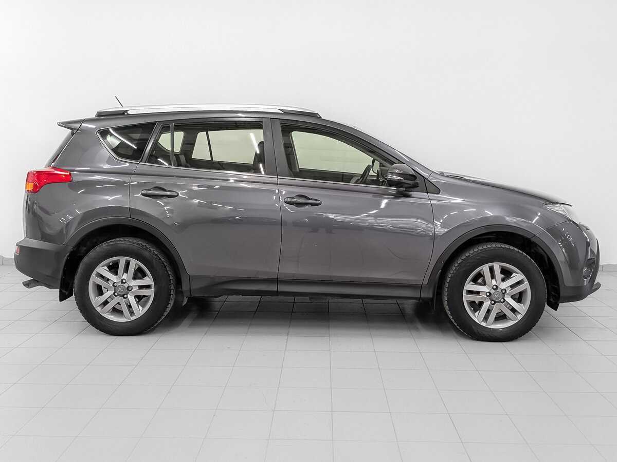 Toyota RAV4 2014 года с пробегом. Фото: #3