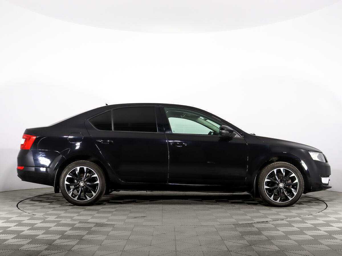 Skoda Octavia 2016 года с пробегом. Фото: #3