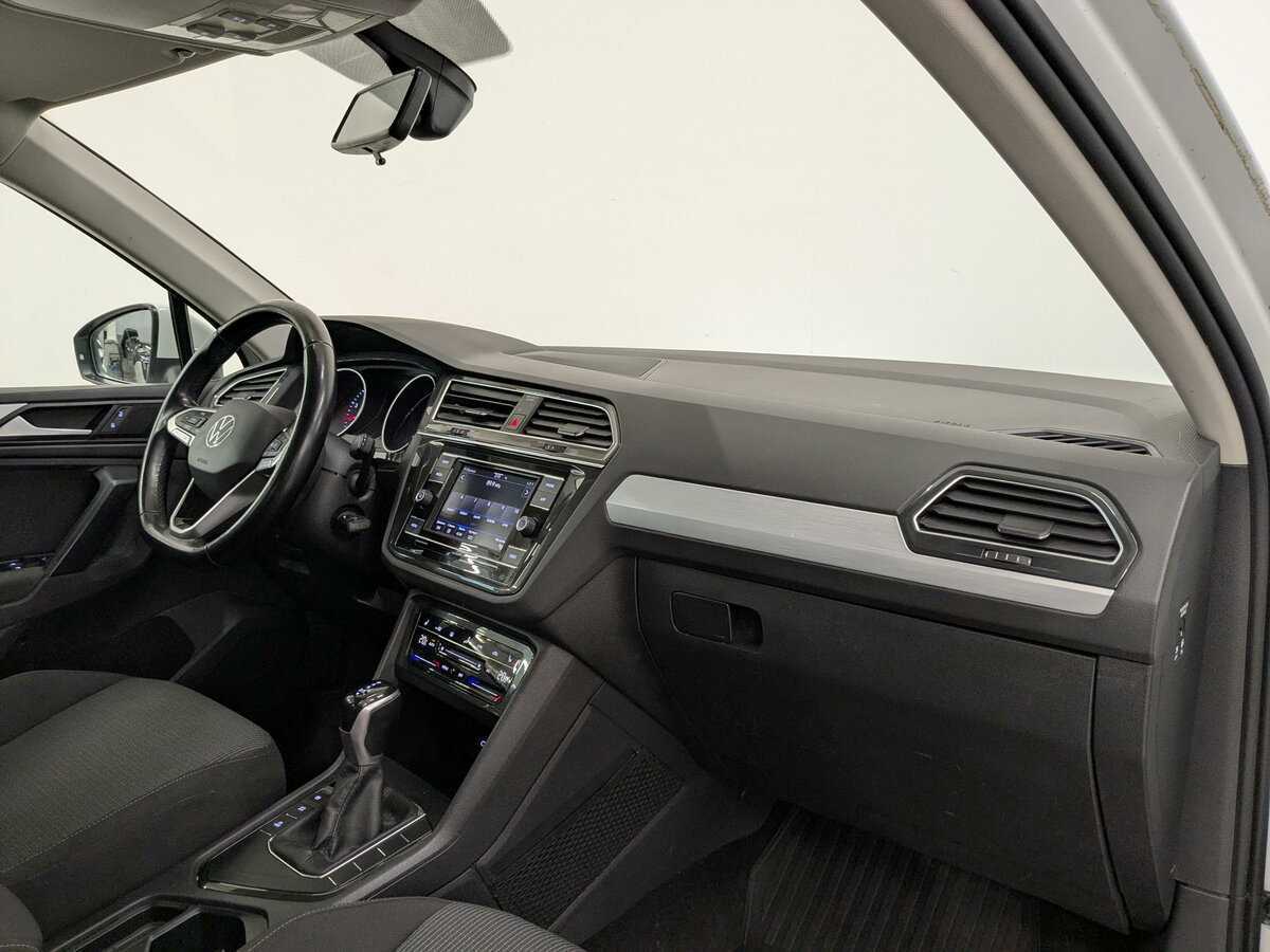 Volkswagen Tiguan 2021 года с пробегом. Фото: #10
