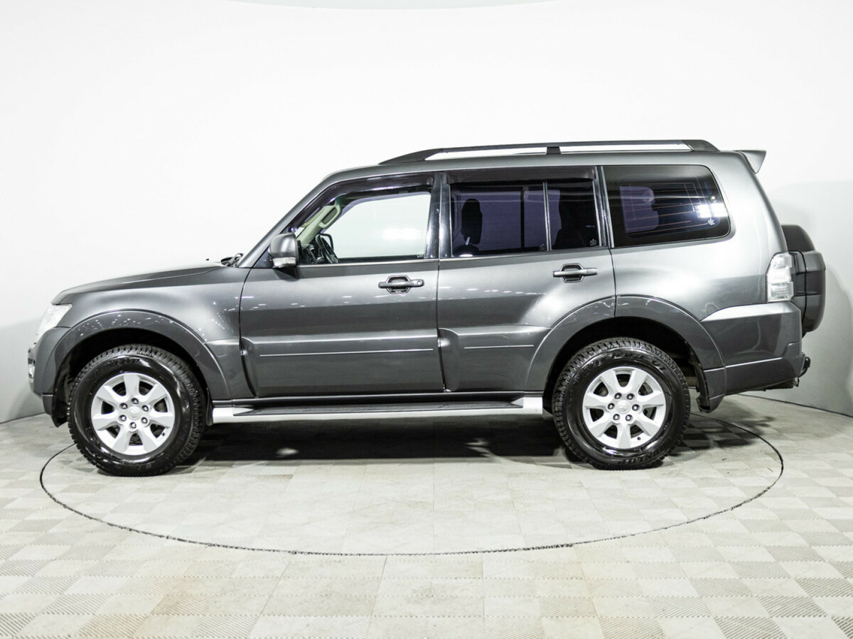 Mitsubishi Pajero 2015 года с пробегом. Фото: #6