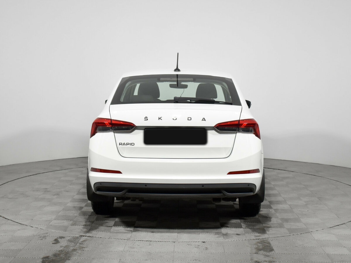 Skoda Rapid 2021 года с пробегом. Фото: #5