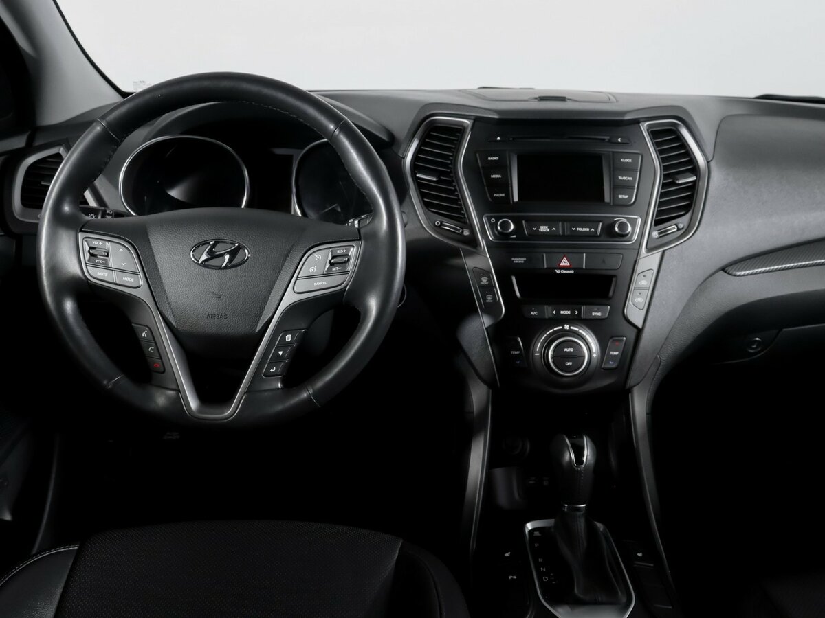 Hyundai Santa Fe 2015 года с пробегом. Фото: #9