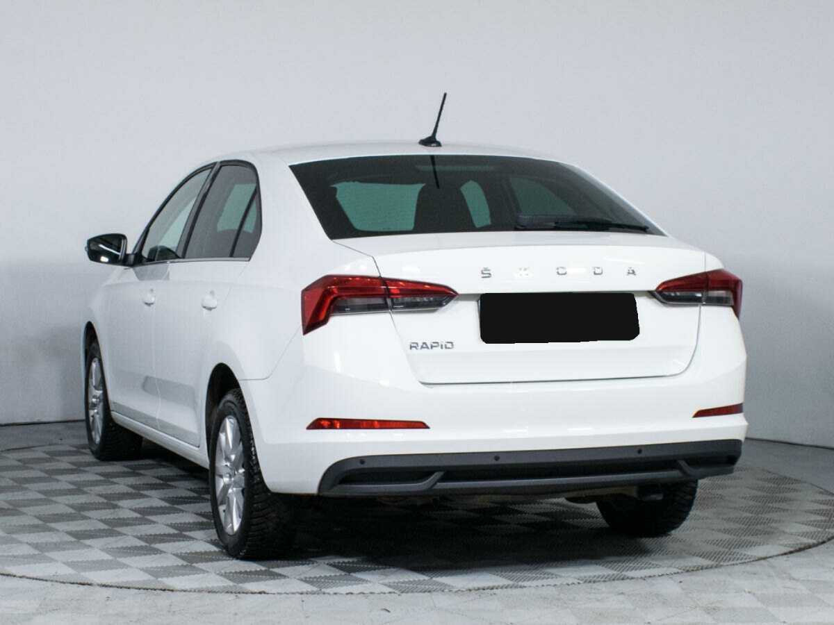 Skoda Rapid 2021 года с пробегом. Фото: #6
