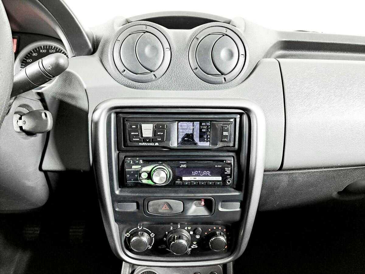 Renault Duster 2012 года с пробегом. Фото: #12