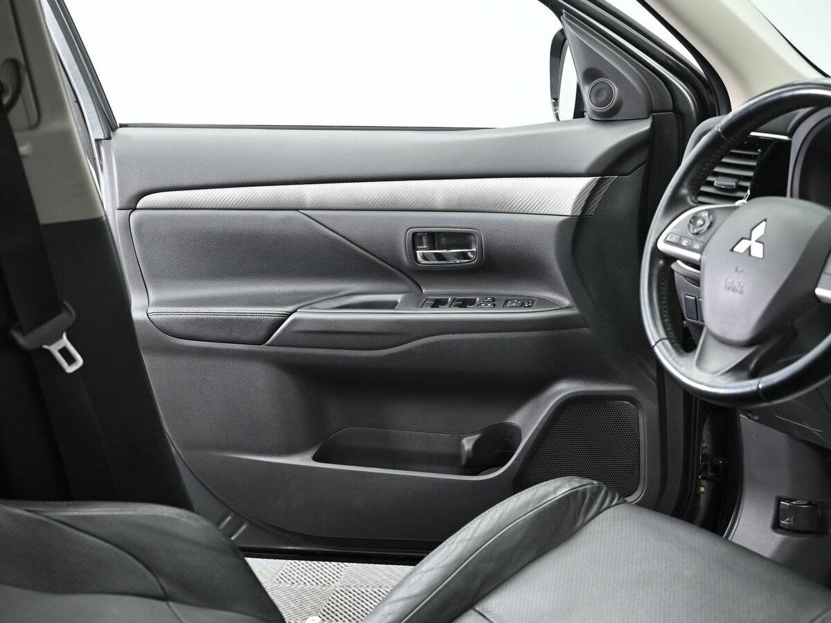 Mitsubishi Outlander 2014 года с пробегом. Фото: #6