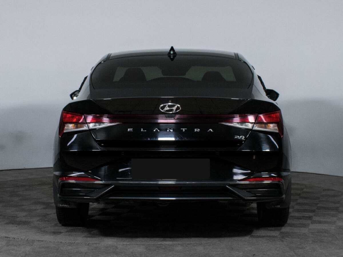 Hyundai Elantra 2020 года с пробегом. Фото: #5