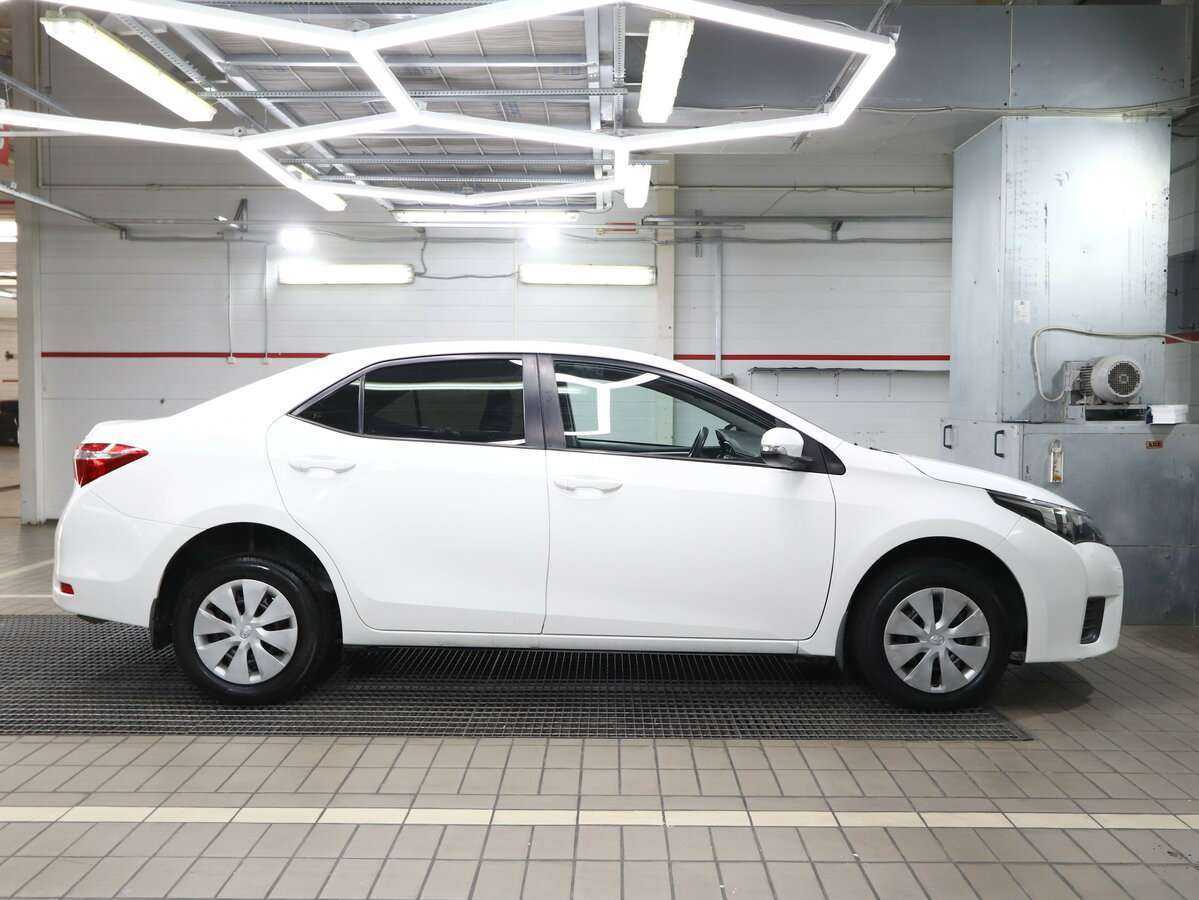 Toyota Corolla 2014 года с пробегом. Фото: #10