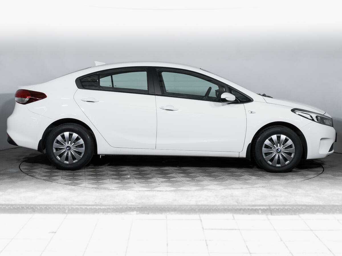 Kia Cerato 2019 года с пробегом. Фото: #3