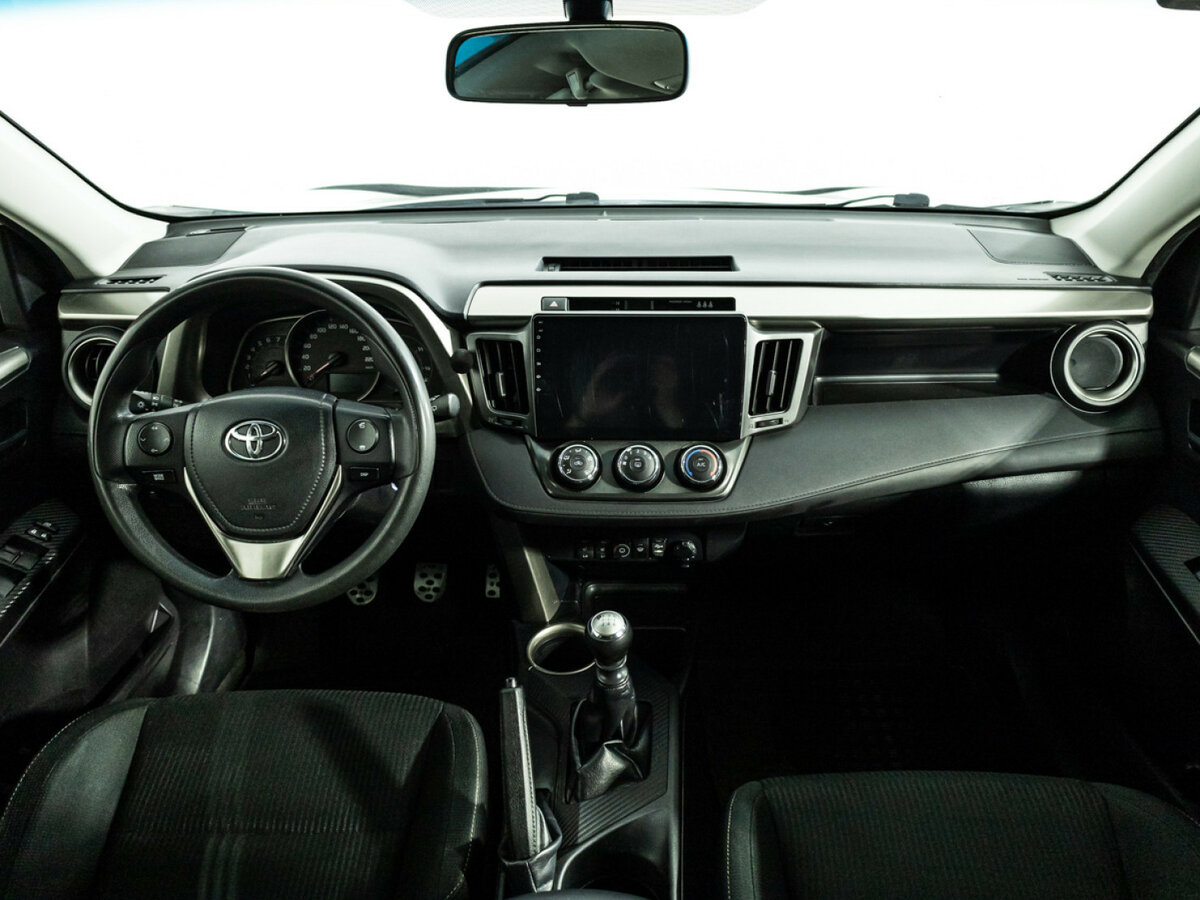 Toyota RAV4 2014 года с пробегом. Фото: #10
