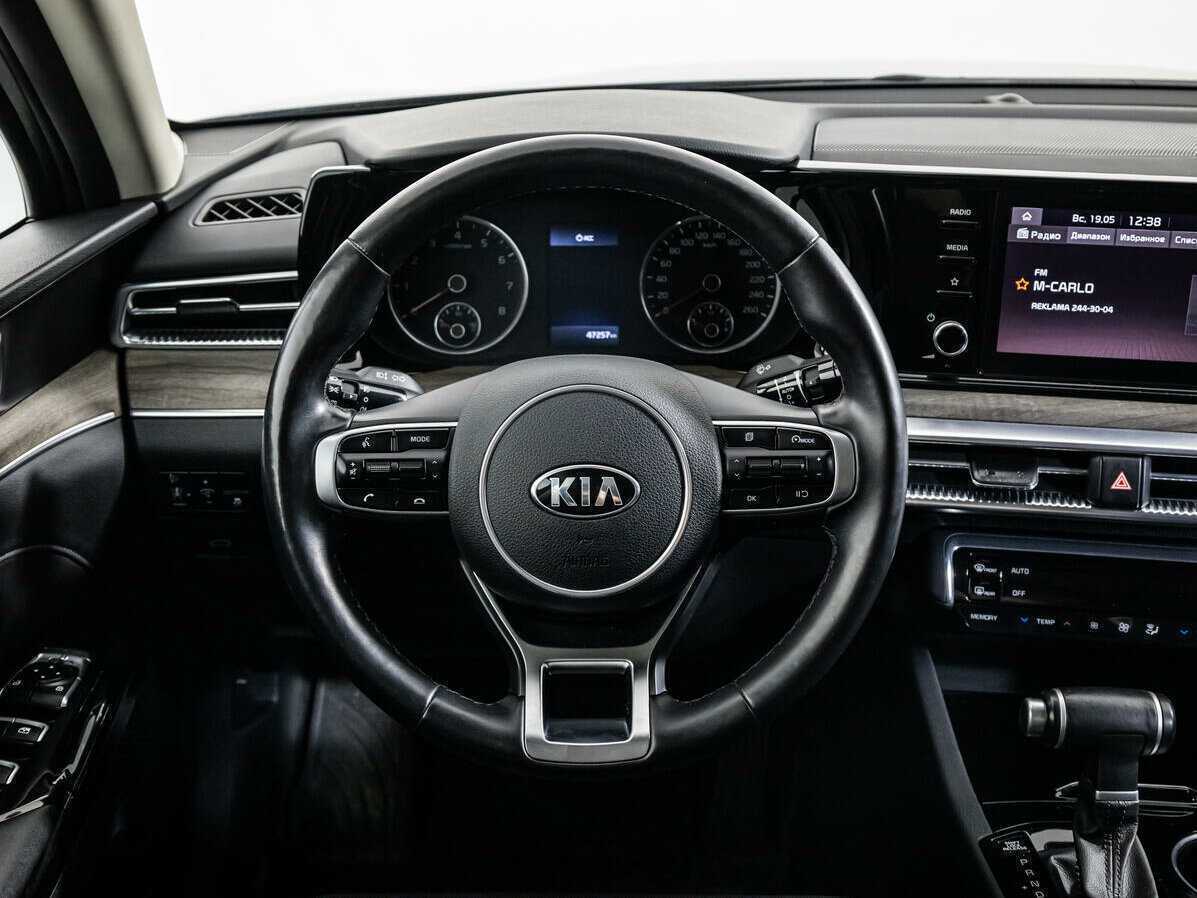 Kia K5 2021 года с пробегом. Фото: #14