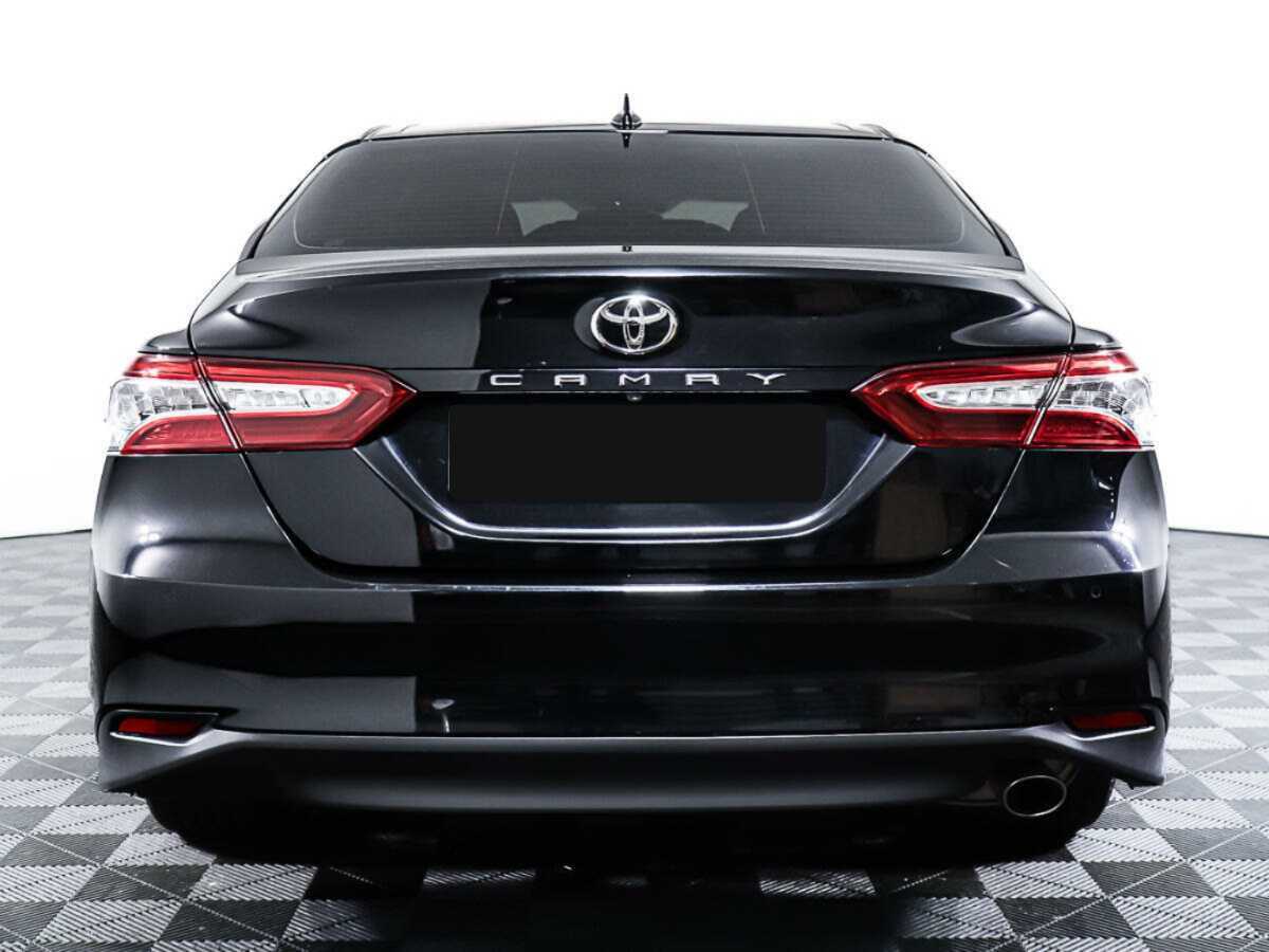 Toyota Camry 2021 года с пробегом. Фото: #5
