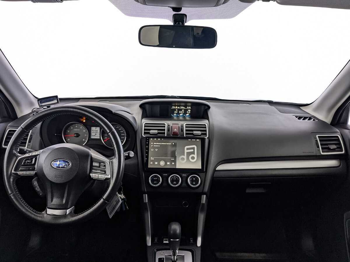 Subaru Forester 2015 года с пробегом. Фото: #9