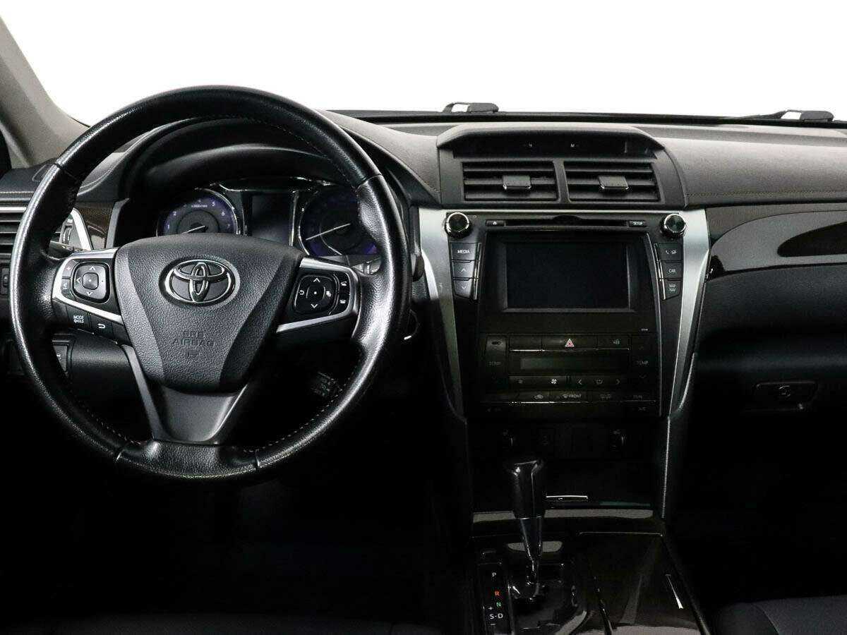 Toyota Camry 2015 года с пробегом. Фото: #9