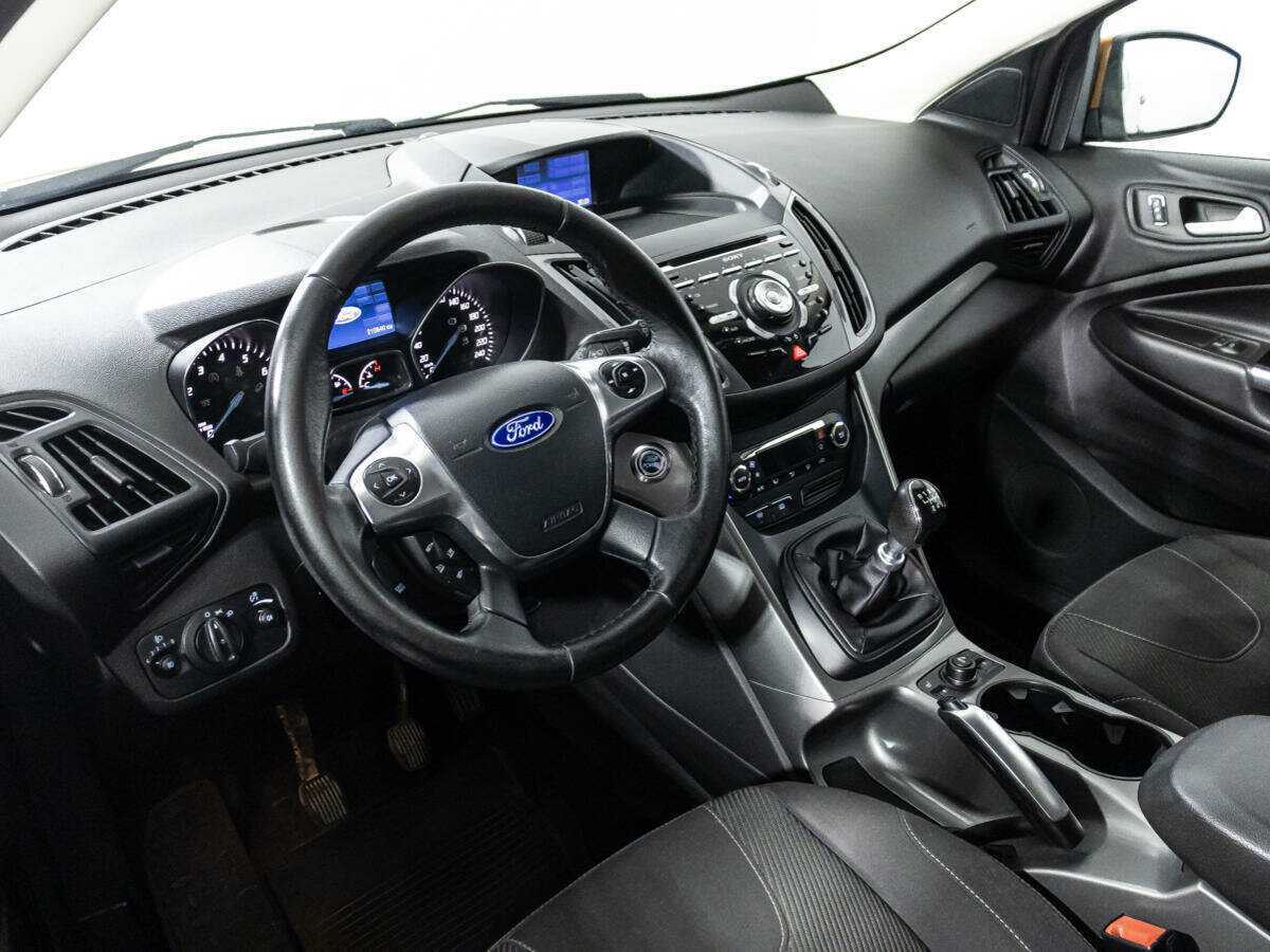 Ford Kuga 2013 года с пробегом. Фото: #10