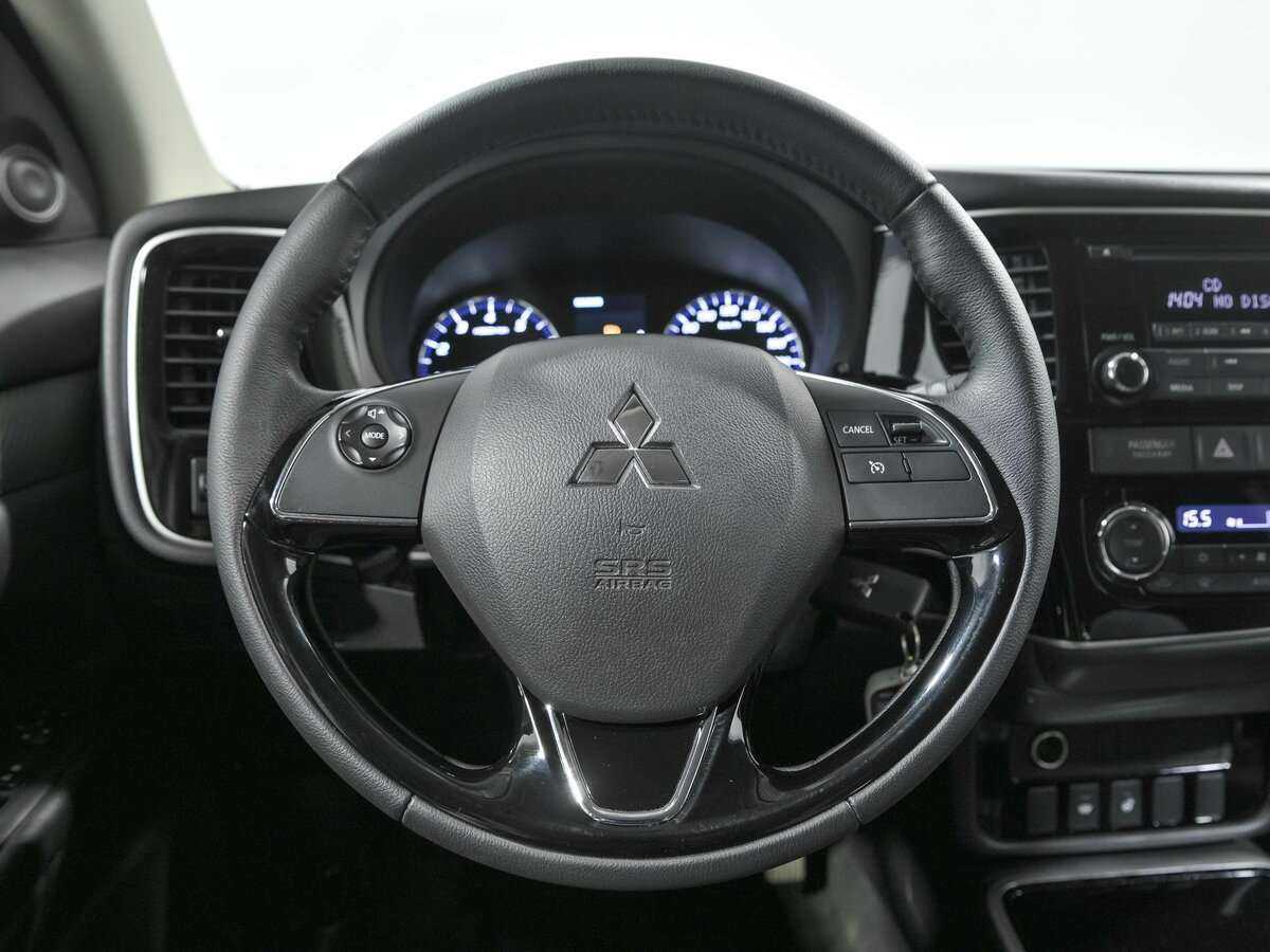 Mitsubishi Outlander 2018 года с пробегом. Фото: #7