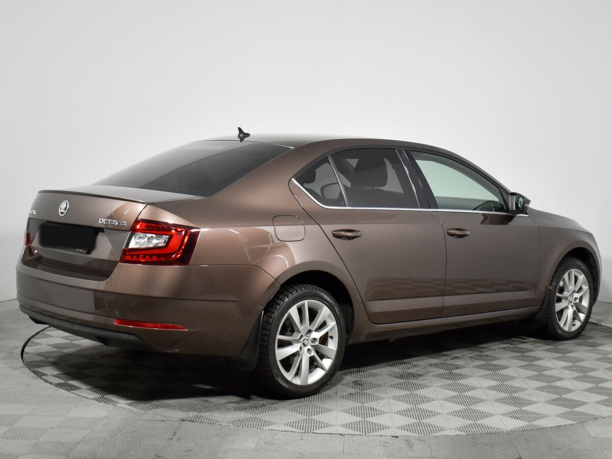 Skoda Octavia 2017 года с пробегом. Фото: #4
