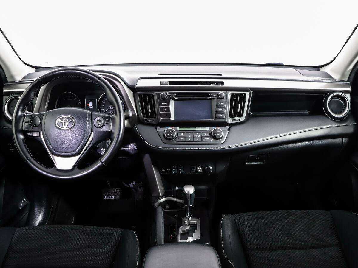 Toyota RAV4 2015 года с пробегом. Фото: #8