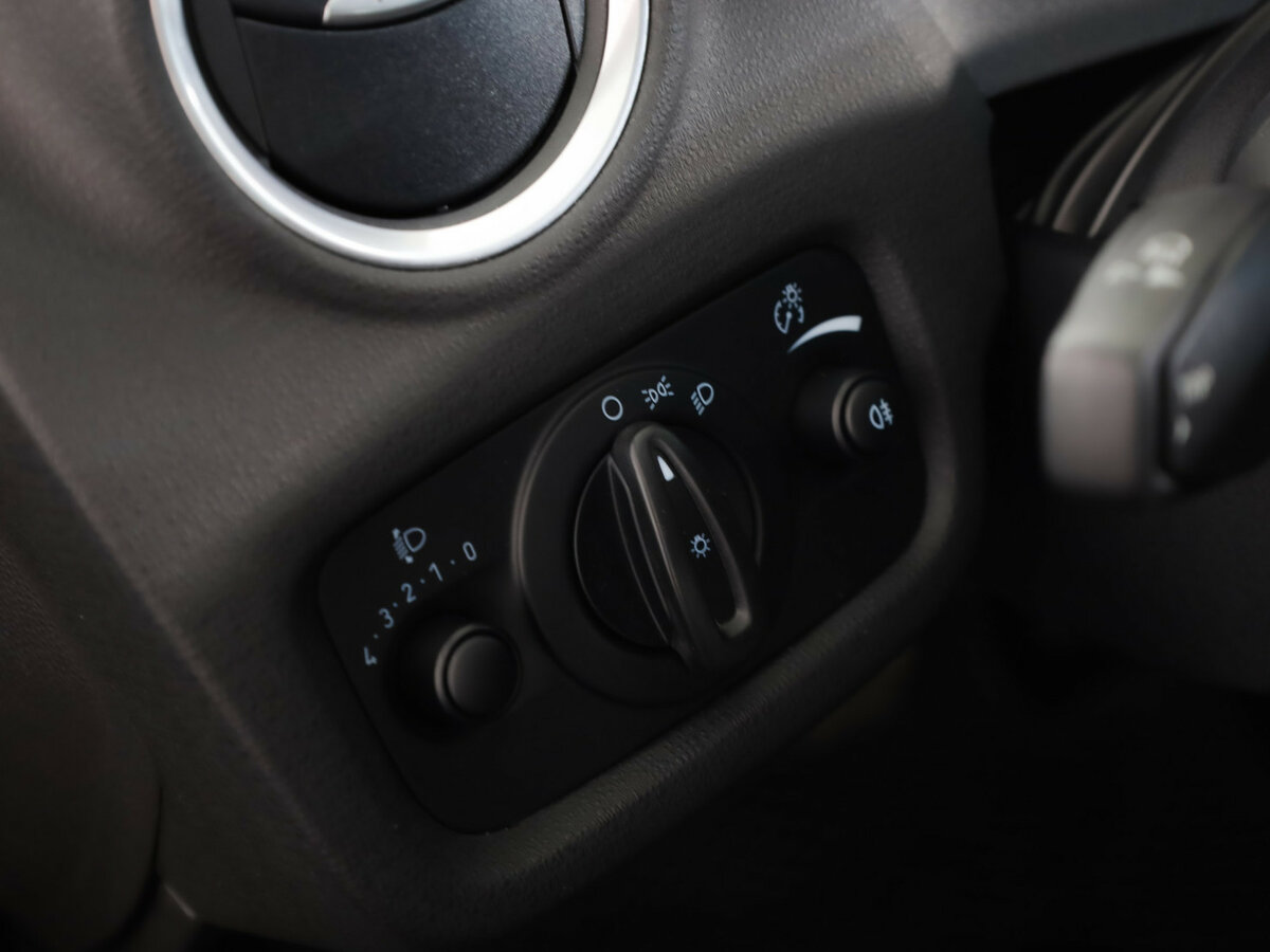 Ford Fiesta 2016 года с пробегом. Фото: #10