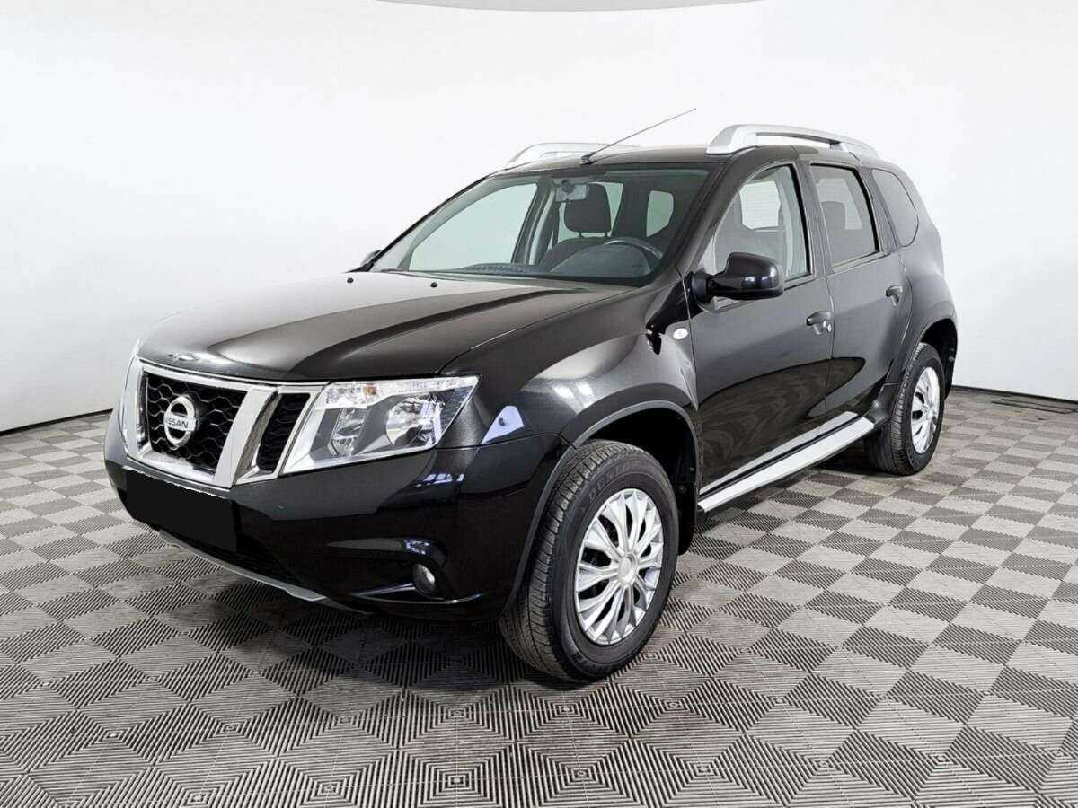 Nissan Terrano 2017 года с пробегом. Посмотреть фото