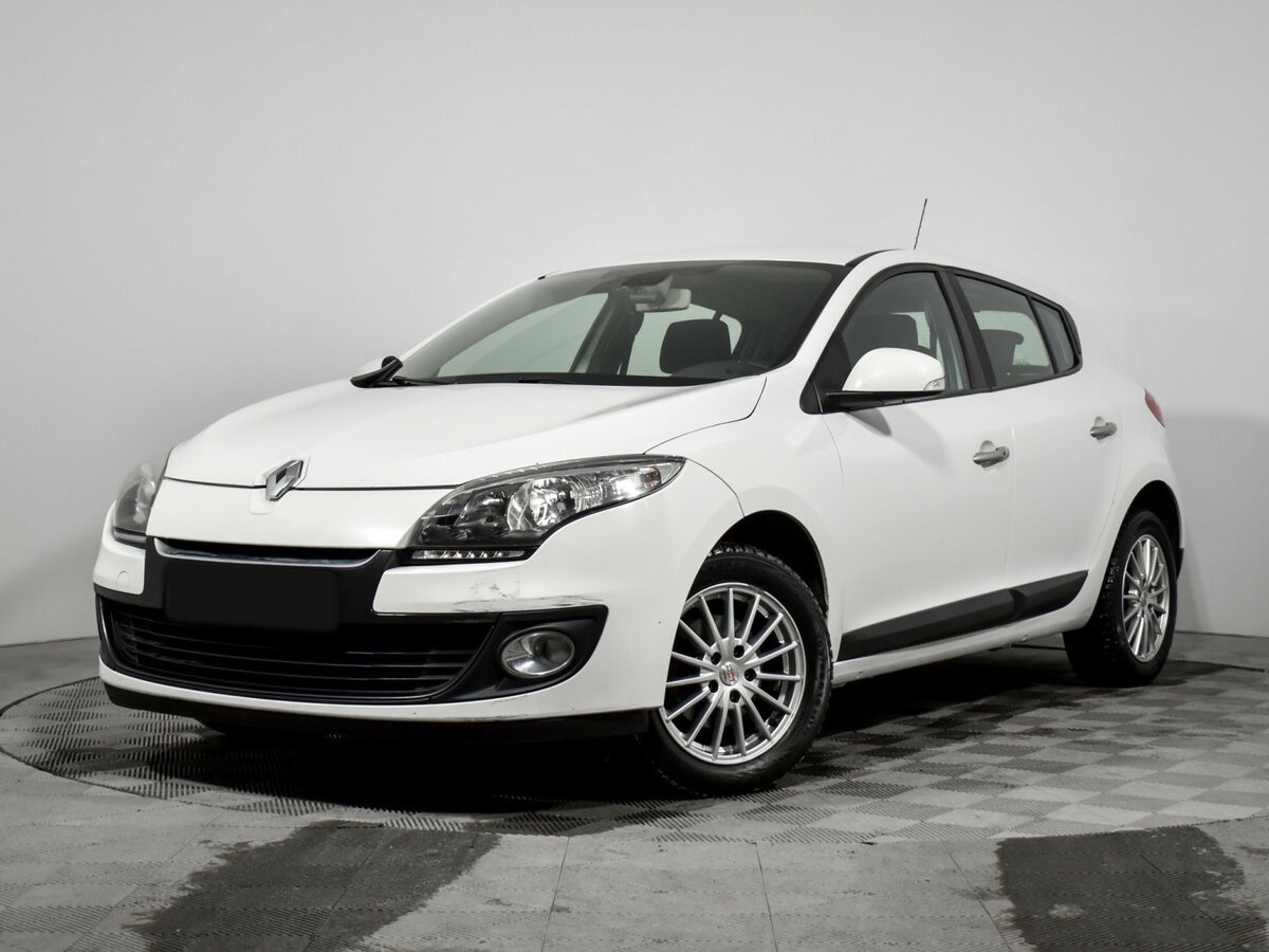 Renault Megane 2013 года с пробегом. Посмотреть фото