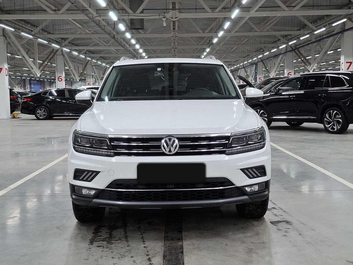 Volkswagen Tiguan 2018 года с пробегом. Фото: #1