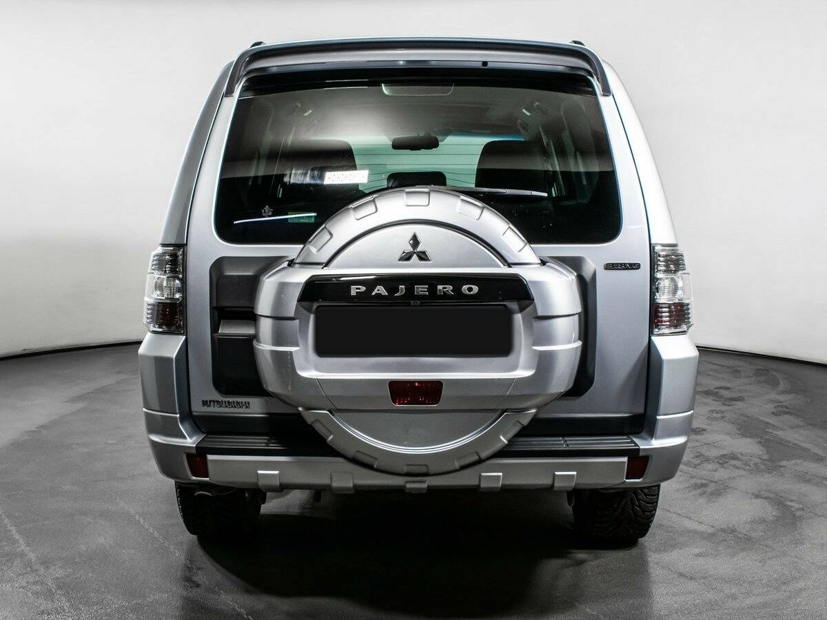 Mitsubishi Pajero 2012 года с пробегом. Фото: #5