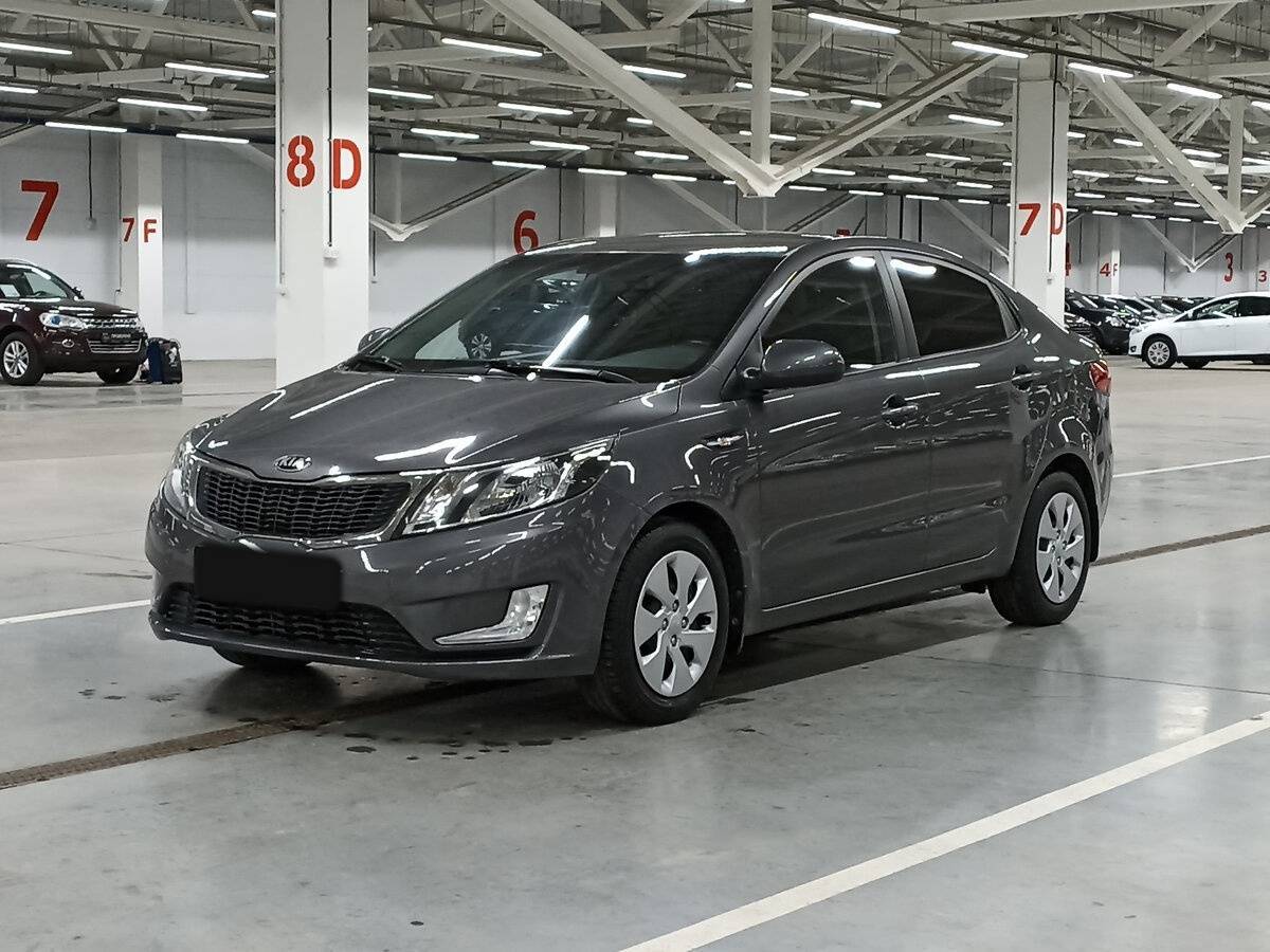 Kia Rio 2013 года с пробегом. Посмотреть фото