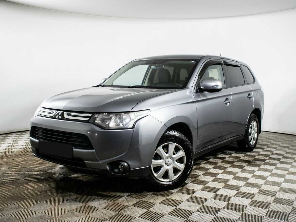 Mitsubishi Outlander 2012 года с пробегом. Фото: #0